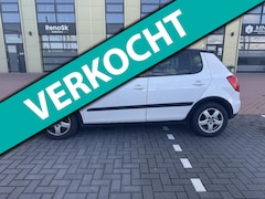 Skoda Fabia - 1.6 TDI Scout / MONTE-CARLO / CLIMA/ ELEC. PAKKET / Elec. pakket / Stoelverwarming