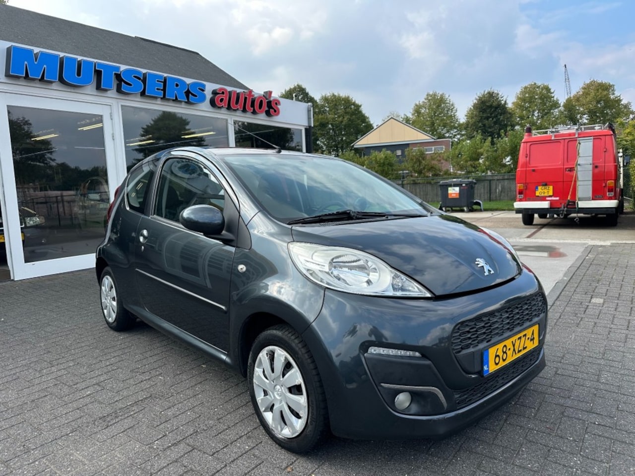 Peugeot 107 - 1.0 ACTIVE - Facelift model - Airco - AutoWereld.nl