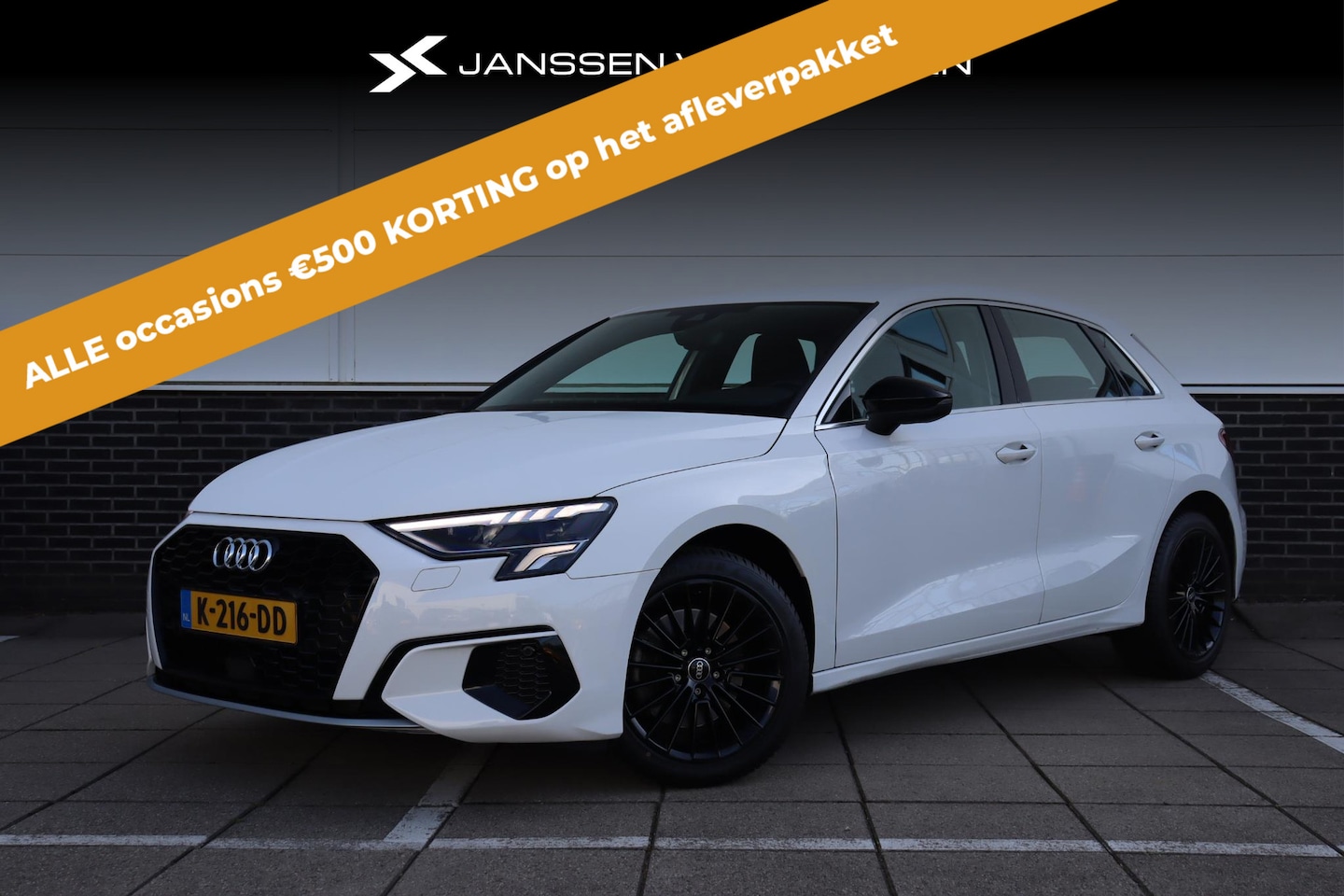 Audi A3 Sportback - 30 TFSI Business edition *LED Koplampen * Navigatie* Clima Allseason * Black Pack * - AutoWereld.nl