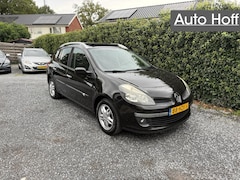 Renault Clio Estate - 1.6-16V Dynamique | Panoramadak | Airco | Cruise Control | LMV | Privacy Glass | APK tot 1