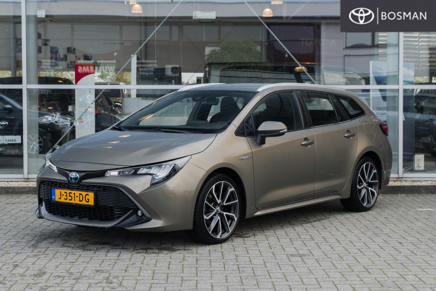 Toyota Corolla Touring Sports - 2.0 Hybrid Dynamic 2.0 Hybrid Dynamic - AutoWereld.nl