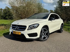 Mercedes-Benz GLA-Klasse - 200 Prestige / Automaat / Airco / Navigatie / Camera / Ledere Elektrische Voorstoel / Schu