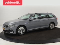 Volkswagen Passat - 1.4 TSI PHEV GTE | Trekhaak | Stoelverwarming | Massage | Camera | Adaptive cruise | Carpl