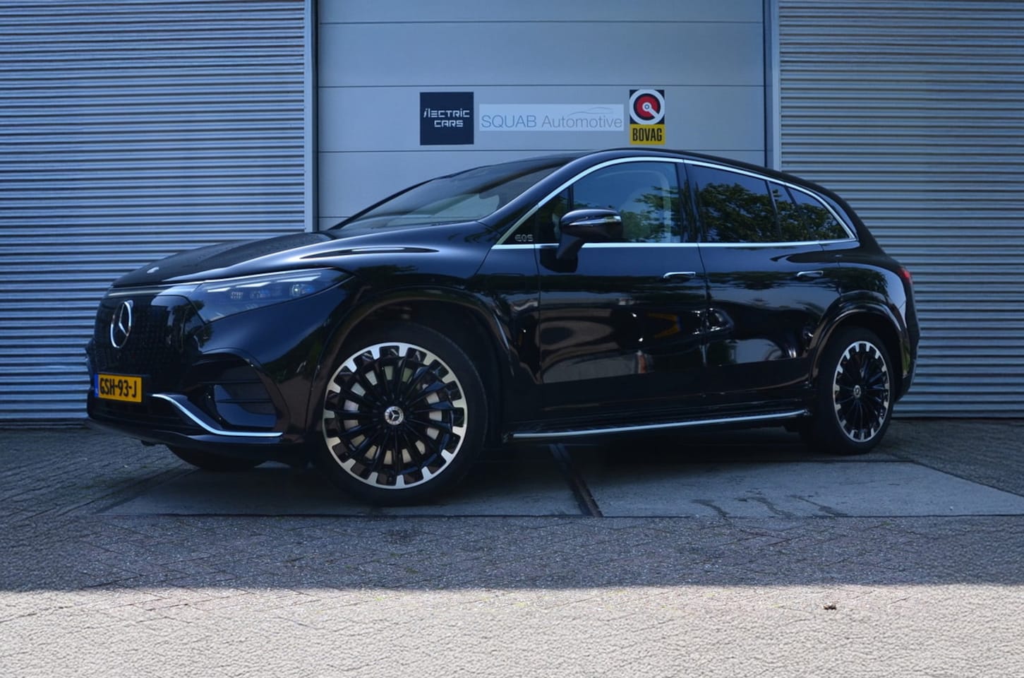 Mercedes-Benz EQS SUV - 580 4MATIC AMG Line 7p 118 kWh Burmester, infotainmentsysteem achter, incl. BTW - AutoWereld.nl