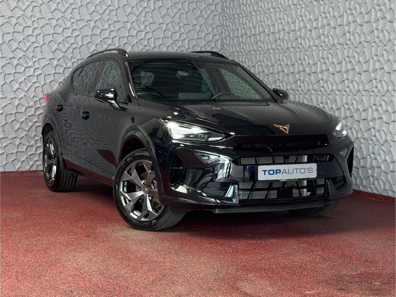 CUPRA Formentor - 1.5 TSI 150PK CAMERA ELEK.TREKHAAK STOEL/STUUR ELEK.KLEP VERW. LED LEER CARPLAY ZWARTE.HEM - AutoWereld.nl