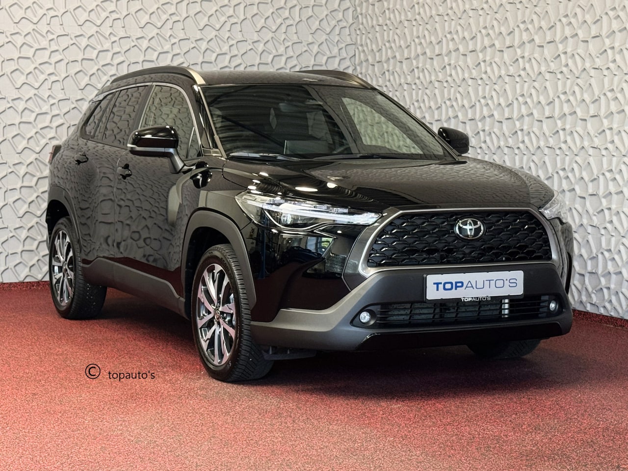 Toyota Corolla Cross - HYBRID 140 2025 STYLE STOEL/STUUR VERW. ELEK.KLEP LED KEYLESS CARPLAY NAVI CAMERA ADAP CRU - AutoWereld.nl