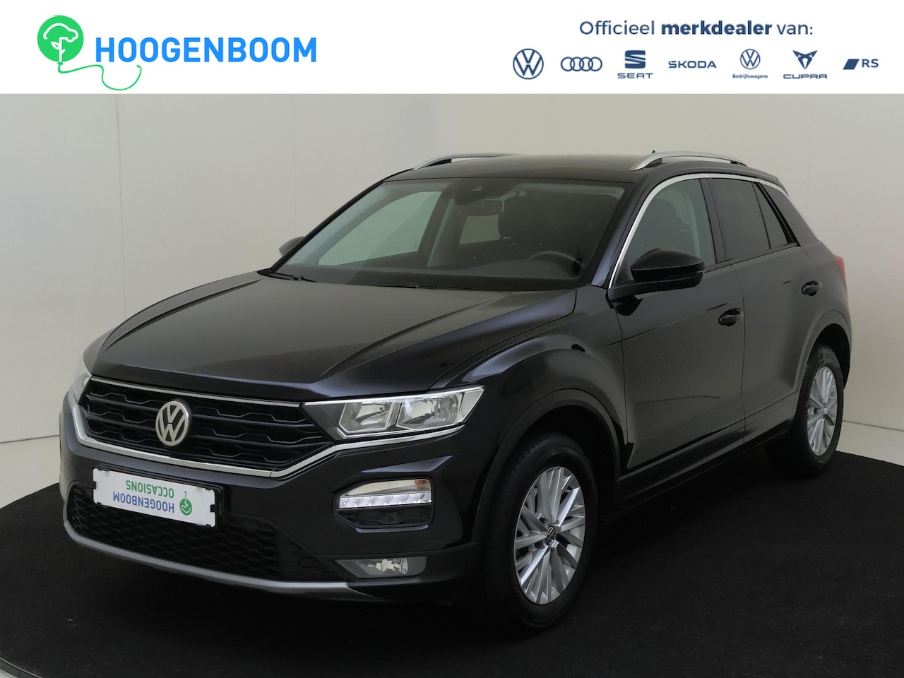 Volkswagen T-Roc - 1.5 TSI Style Business | Achteruitrijcamera | Navigatie | Adaptieve cruise control | Elekt - AutoWereld.nl