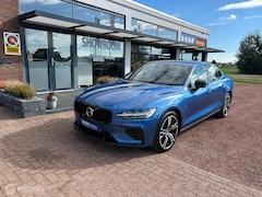 Volvo S60 - Recharge T6 AWD R-Design | Pano | B&W audio | Leder