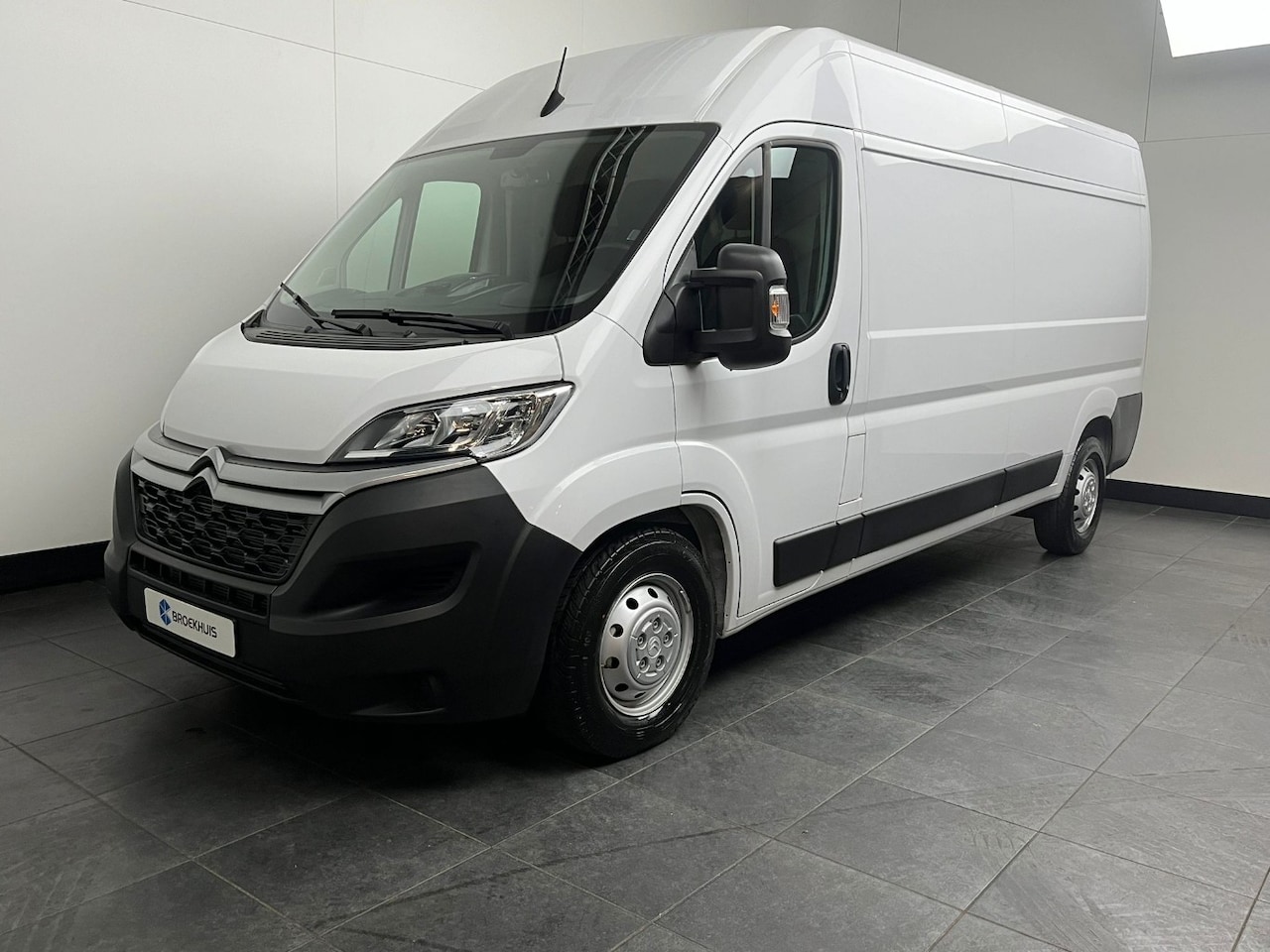 Citroën ë-Jumper - 435 L3H2 Club 70 kWh | Airco | Cruise control | Parkeersensor achter - AutoWereld.nl