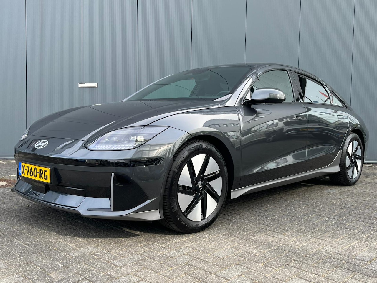 Hyundai IONIQ 6 - 77.4 kWh 229pk Connect | Carplay | Camera | Climate | Keyless | Navigatie | Full Led | Ele - AutoWereld.nl