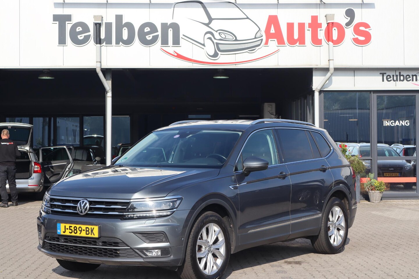 Volkswagen Tiguan Allspace - 1.5 TSI Highline 1.5 TSI Highline (BTW AUTO), Navigatie, Camera, Virtual cockpit, Trekhaak, Cruise control, - AutoWereld.nl