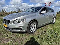 Volvo V60 - 2.0 D4 Momentum INRUILKOOPJE EXPORTPRIJS AIRCO NAVI