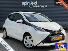 Toyota Aygo - 1.0 VVT-i x-play Bj’ 15 NAP NL Dealer o. 1ste eig