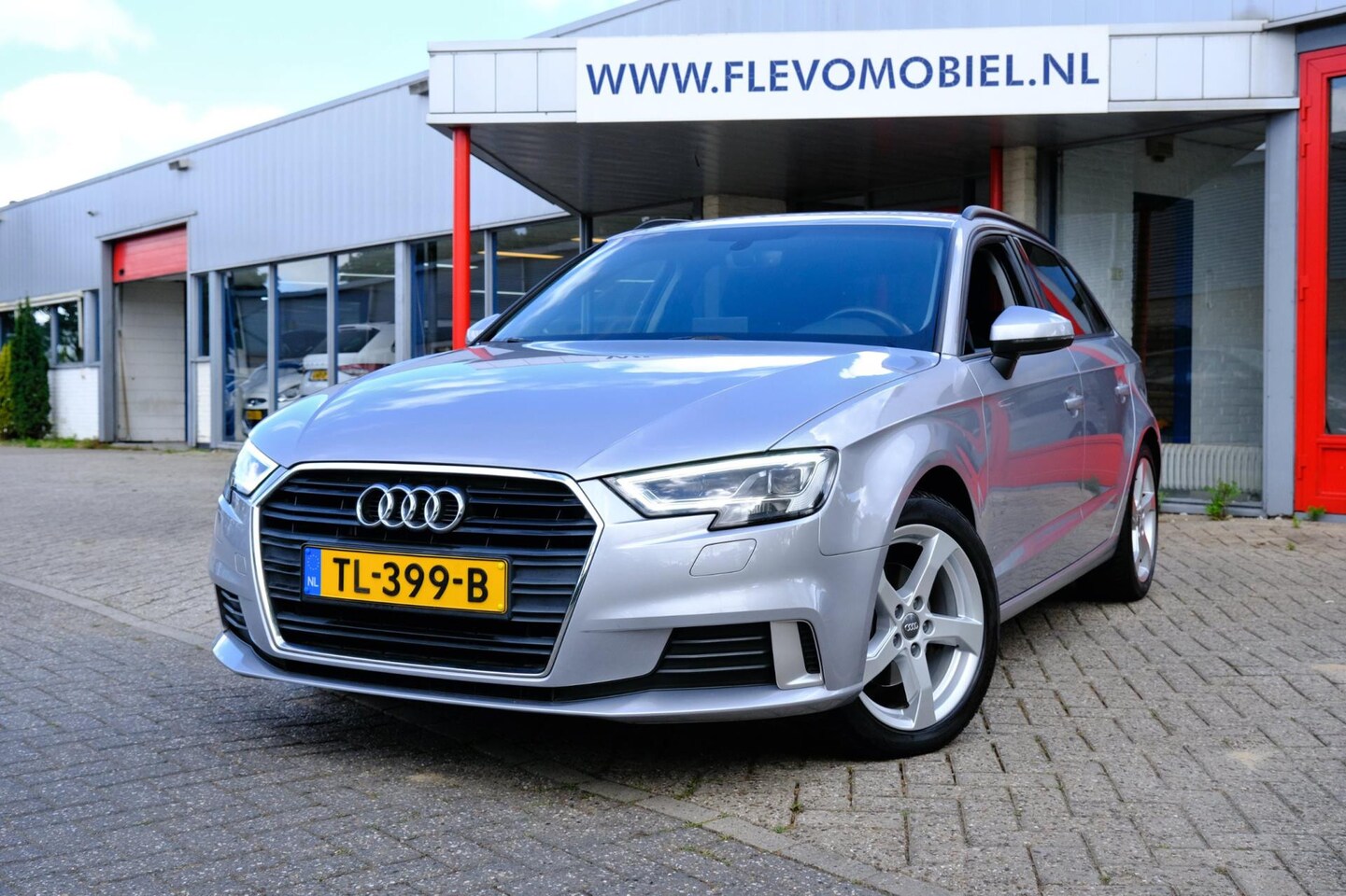 Audi A3 Sportback - 1.0 TFSI Sport Lease Edition Aut. *52.173km!* (LED|Sporstoelen|Navi|Clima|LMV - AutoWereld.nl