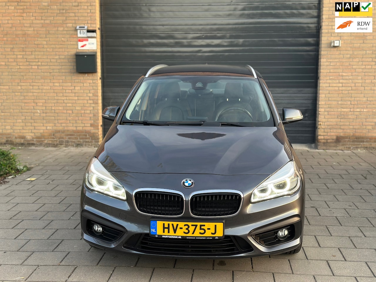BMW 2-serie Active Tourer - 216i Essential Apk Clima Cruise Control keyless trekhaak - AutoWereld.nl