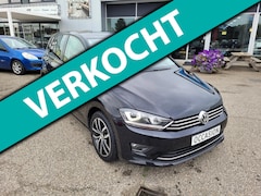 Volkswagen Golf Sportsvan - 1.2 TSI Highline Business BlueMotion Automaat Sound Navi, Stoelverwarming, Parkeersensoren