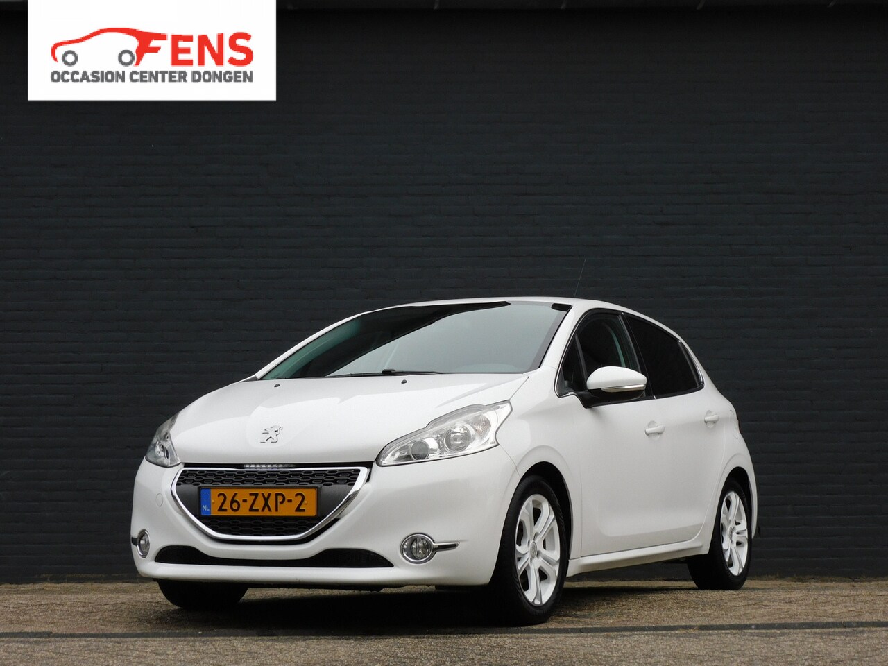 Peugeot 208 - 1.4 VTi Griffe TOPSTAAT! 2e EIGENAAR! LEER! FULLMAP NAVI! BLUETOOTH! CRUISE! AIRCO! - AutoWereld.nl