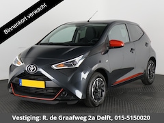 Toyota Aygo - 1.0 VVT-i X-Fun Sport + Coral Red Pack | 1e eigenaar | Dealer onderhouden | Airco | Privac