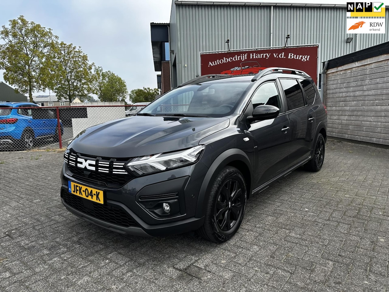 Dacia Jogger - 1.0 TCe 110 Extreme 7p. Camera | Apple Carplay - AutoWereld.nl