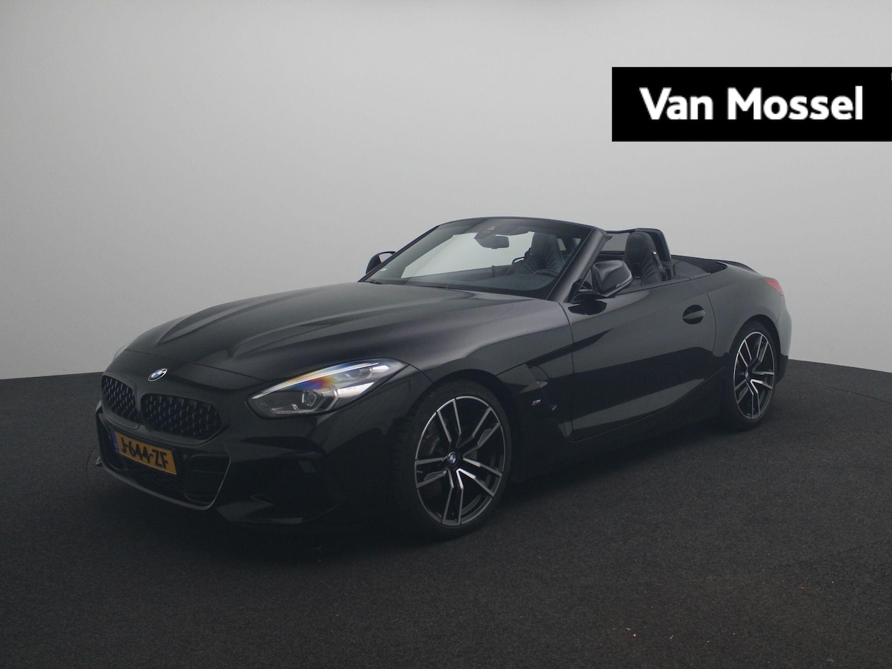 BMW Z4 Roadster - sDrive20i High Executive M-Sport Edition | Shadowline | 19'' Velgen | Led Sfeerlicht | Nav - AutoWereld.nl