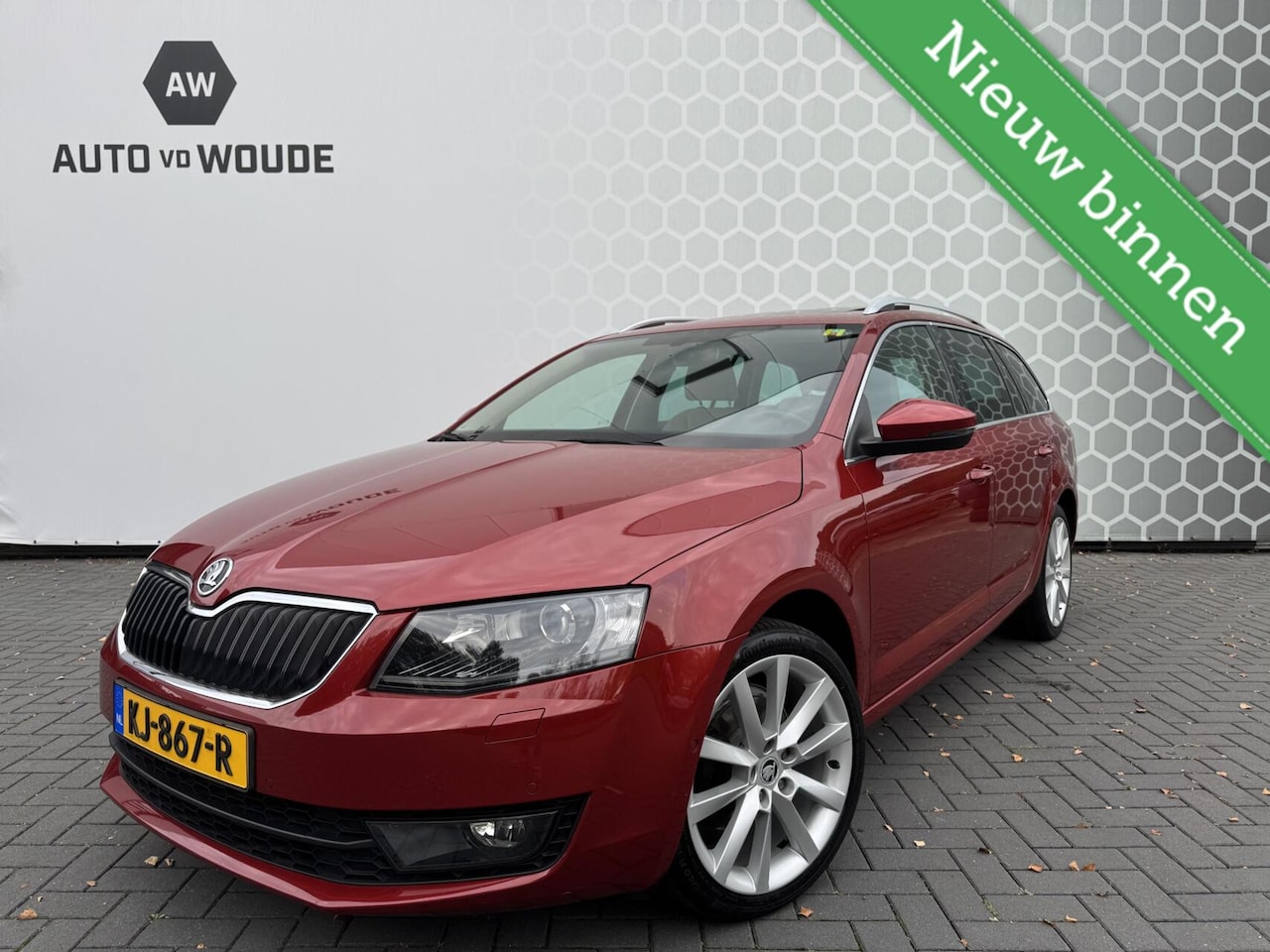 Skoda Octavia Combi - 1.4 TSI Style Business Canton Xenon PANO - AutoWereld.nl