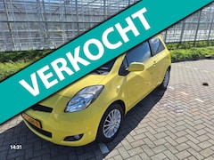Toyota Yaris - 1.3 VVTi Dynamic