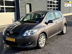 Toyota Auris - 1.6-16V Luna Business, cruise control, airco, trekhaak, PDC