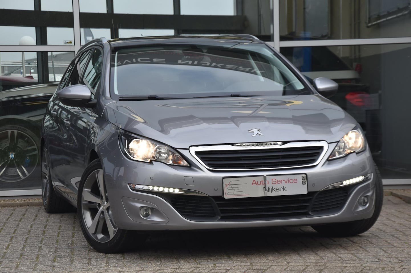 Peugeot 308 SW - 1.2 PureTech Style 1.2 PureTech Style - AutoWereld.nl