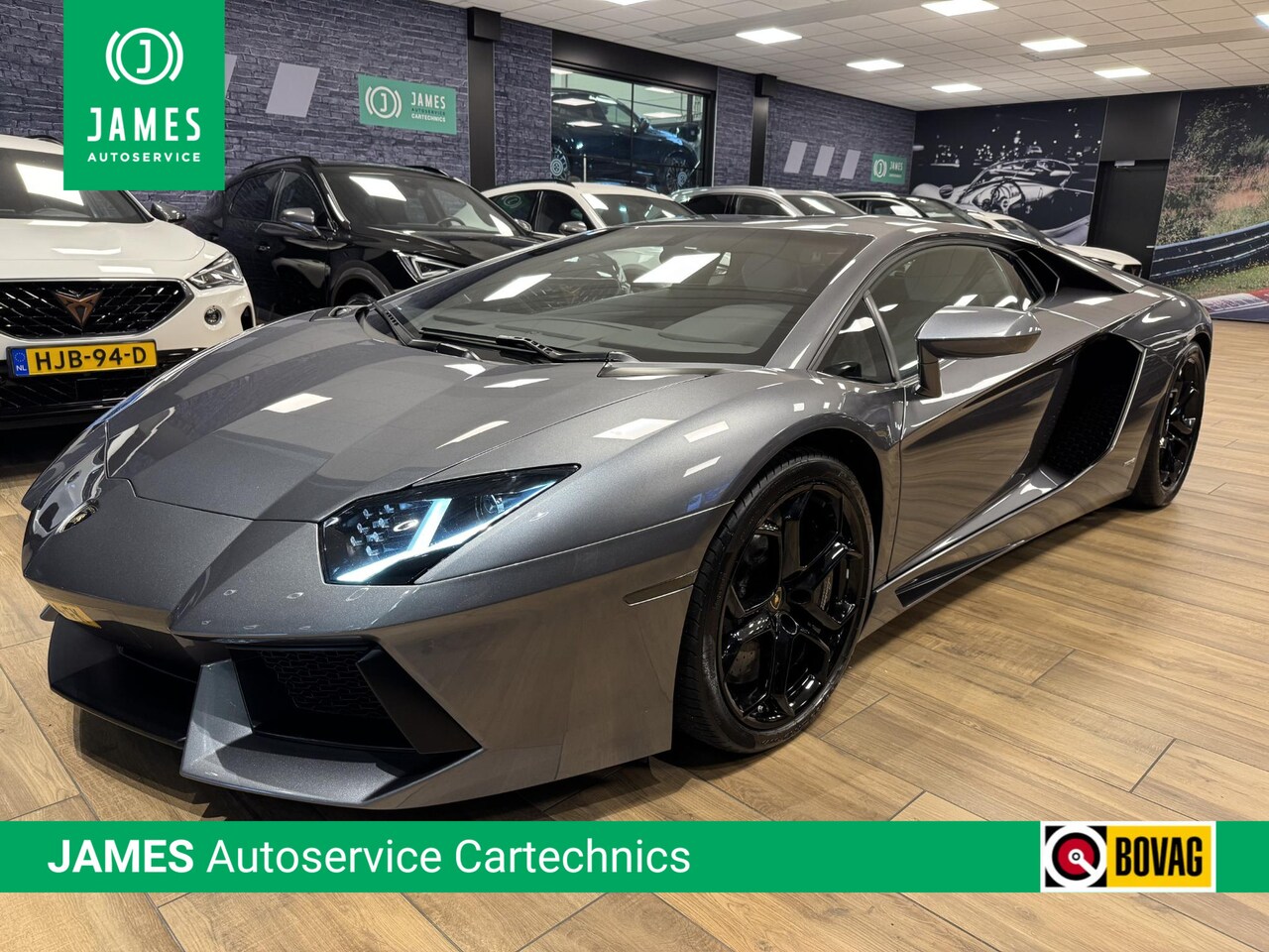 Lamborghini Aventador - 6.5 V12 LP700-4 6.5 V12 LP700-4 - AutoWereld.nl