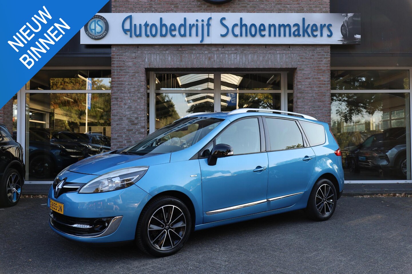 Renault Grand Scénic - 1.2 TCe Bose CAMERA STOELVERWARMING 2xPDC HALFLEER NAVI CRUISE LMV CLIMA - AutoWereld.nl