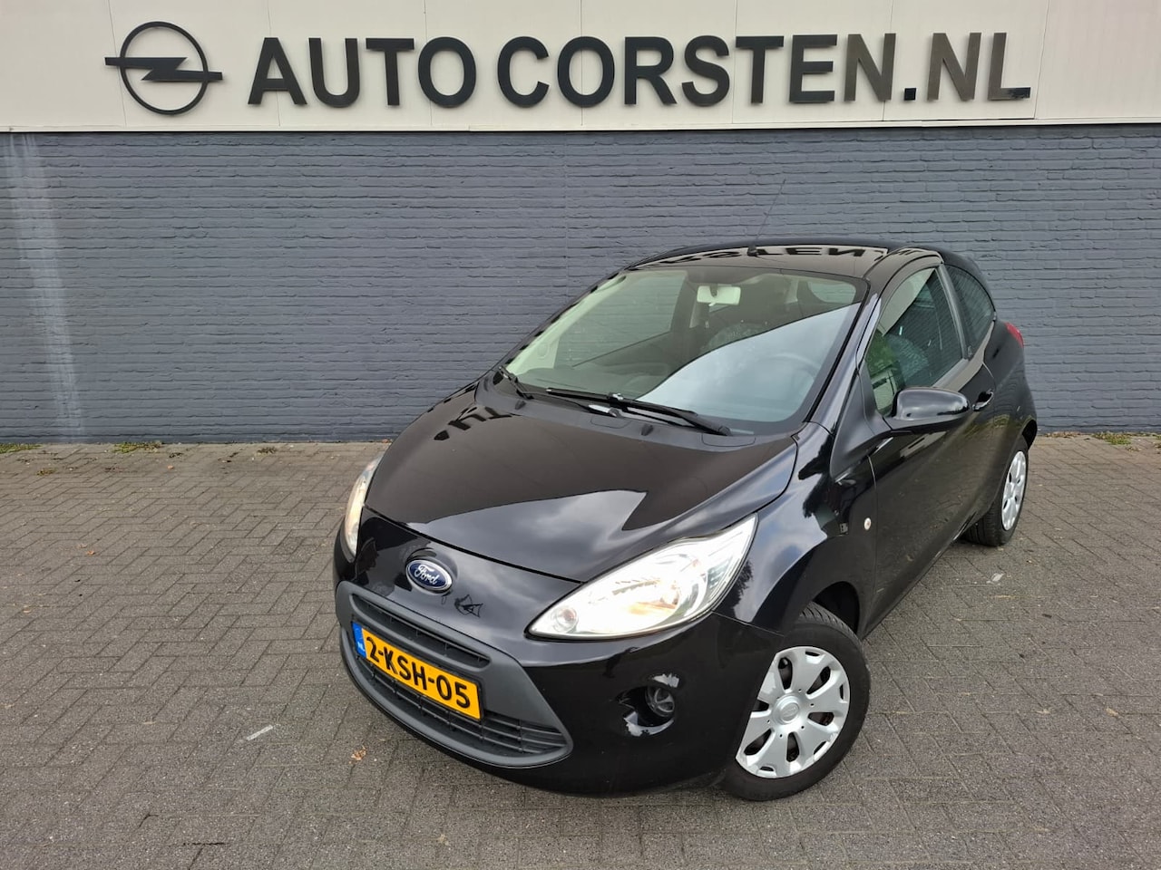 Ford Ka - 1.2I Airco Elek.Ramen Radio/CD Stuurbekrachtiging Isofix Champions Edition start/stop - AutoWereld.nl