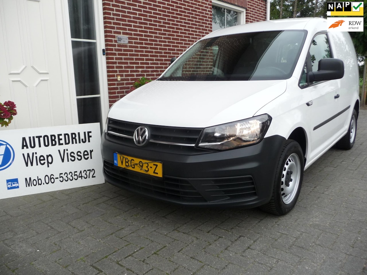 Volkswagen Caddy - 2.0 TDI L1H1 BMT Economy Business 2.0 TDI L1H1 BMT Economy Business - AutoWereld.nl