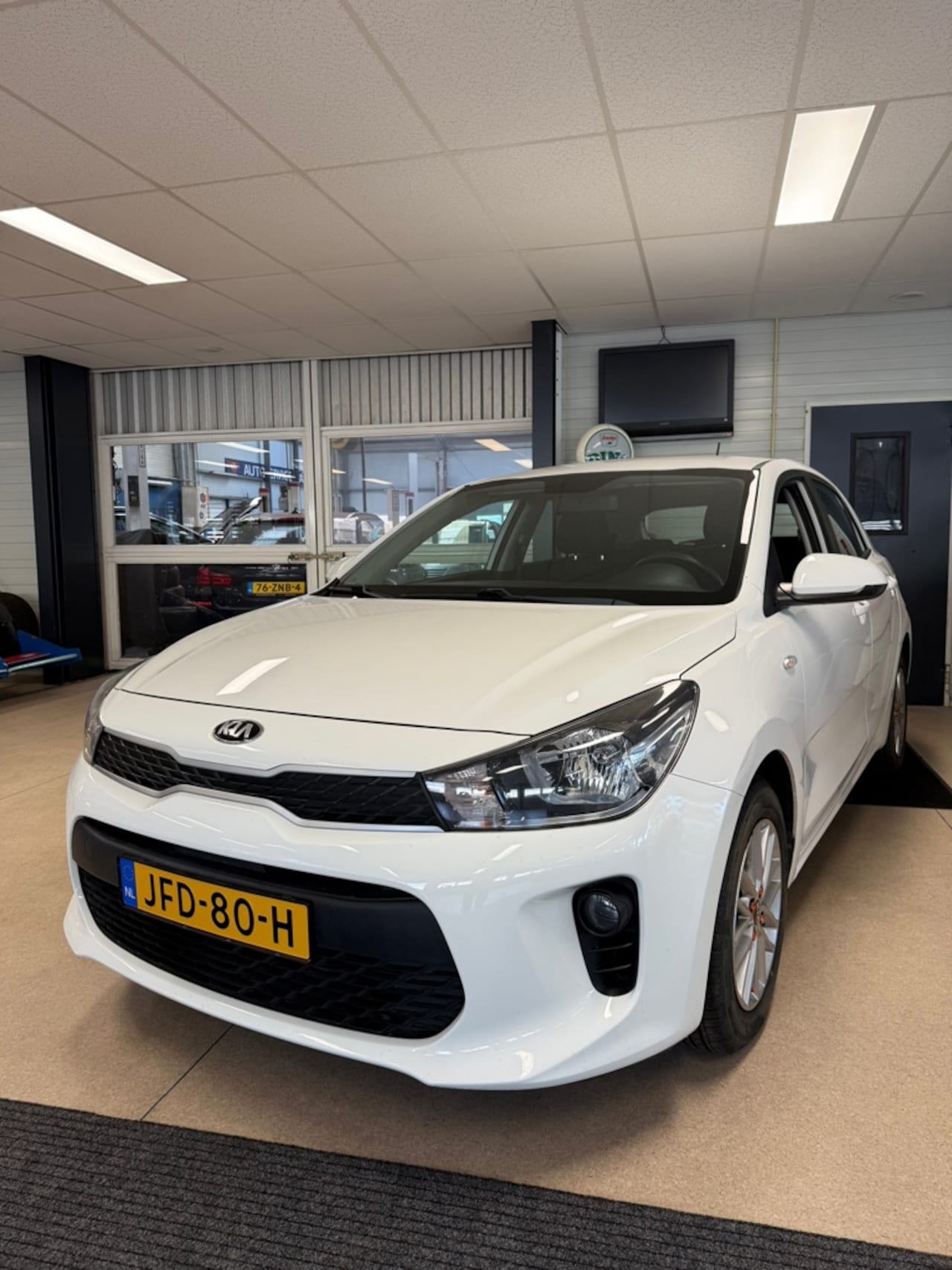 Kia Rio - 1.2 CVVT ComfortLine 1.2 CVVT ComfortLine - AutoWereld.nl