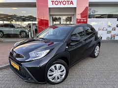 Toyota Aygo X - 1.0 VVT-i MT Play | Apple CarPlay Android Auto | DAB | Elektr. r