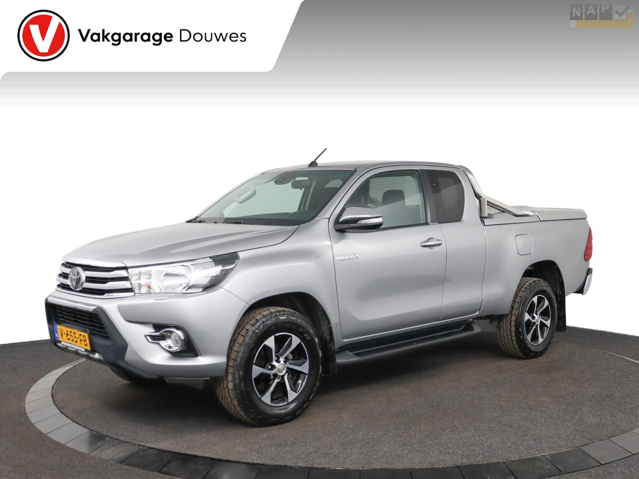 Toyota HiLux - 2.4 D-4D-F Xtra Cab Professional |NAP|Dealeronderhouden|Cruise|Trekhaak - AutoWereld.nl