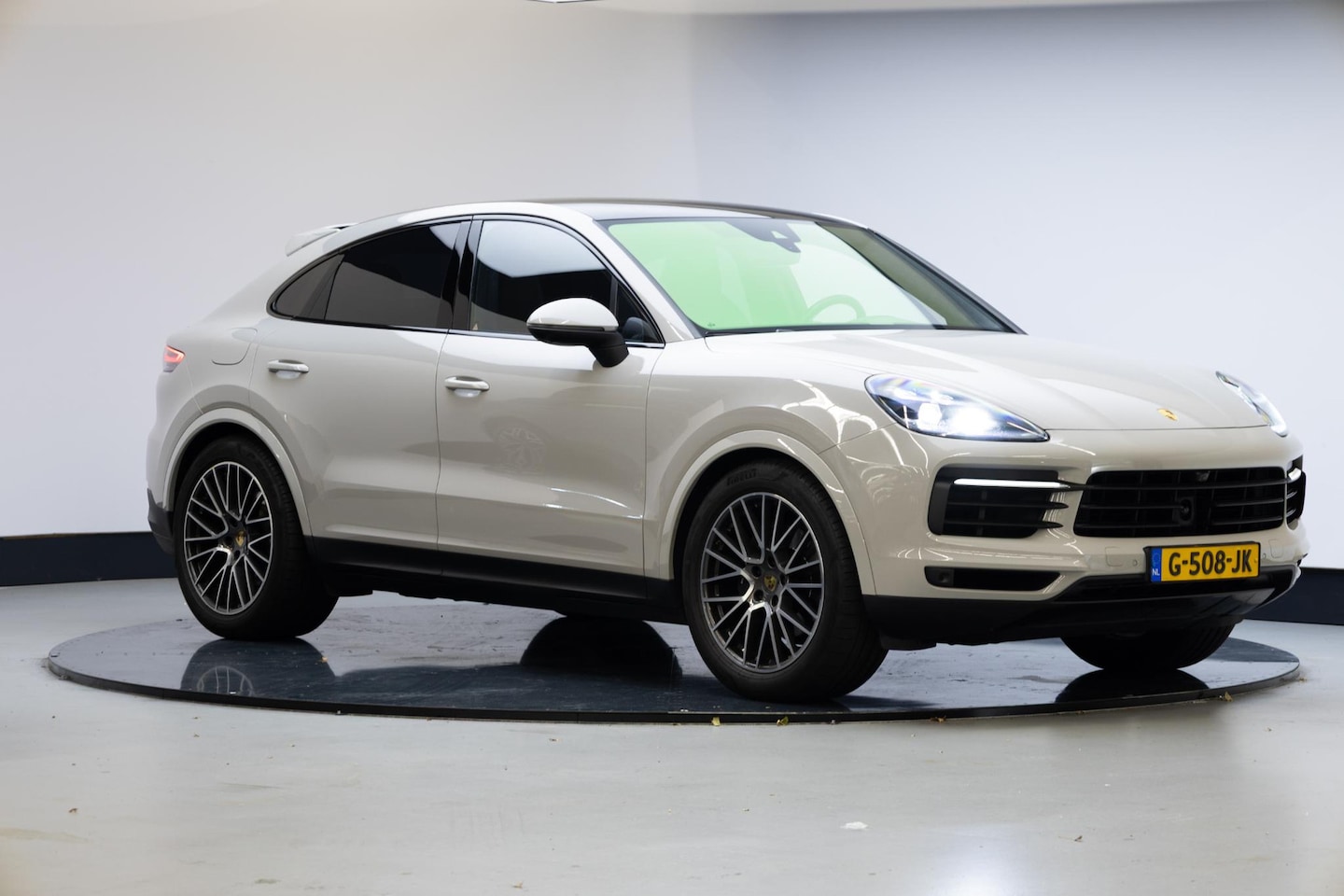 Porsche Cayenne Coupé - 3.0 E-Hybrid | 21 Inch | - AutoWereld.nl
