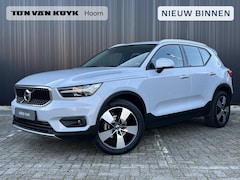 Volvo XC40 - 1.5 T3 Momentum Pro Parkeerverwarming / stoel- en stuurverwarming / Park assist camera / T