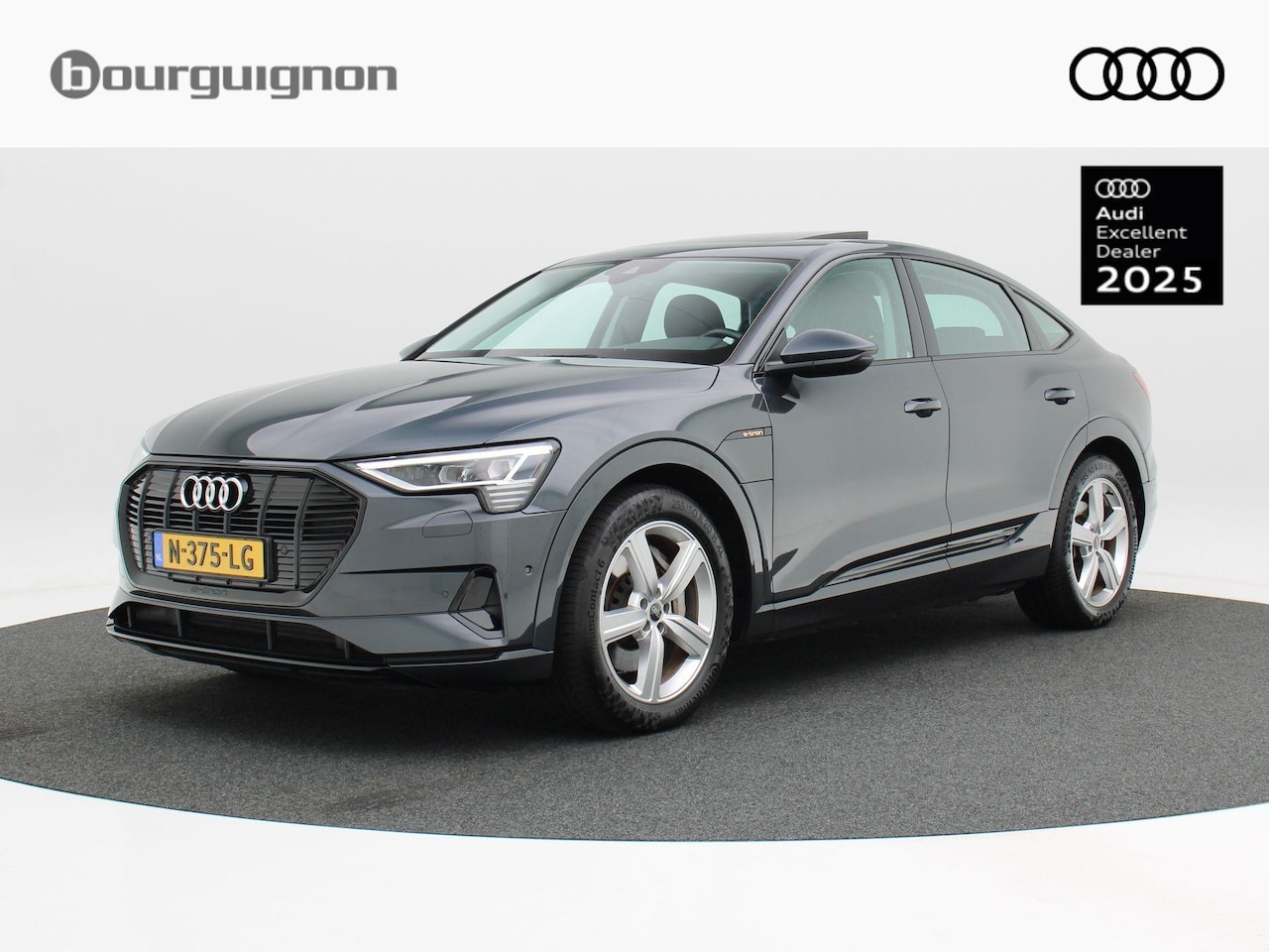 Audi e-tron Sportback - 55 quattro Business edition Plus 95 kWh 409 Pk | Panoramadak | Carplay | Camera | Stoel Ve - AutoWereld.nl
