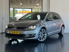 Volkswagen Golf - 1.6 TDI Highline BlueMotion | Camera | Trekhaak | Nap