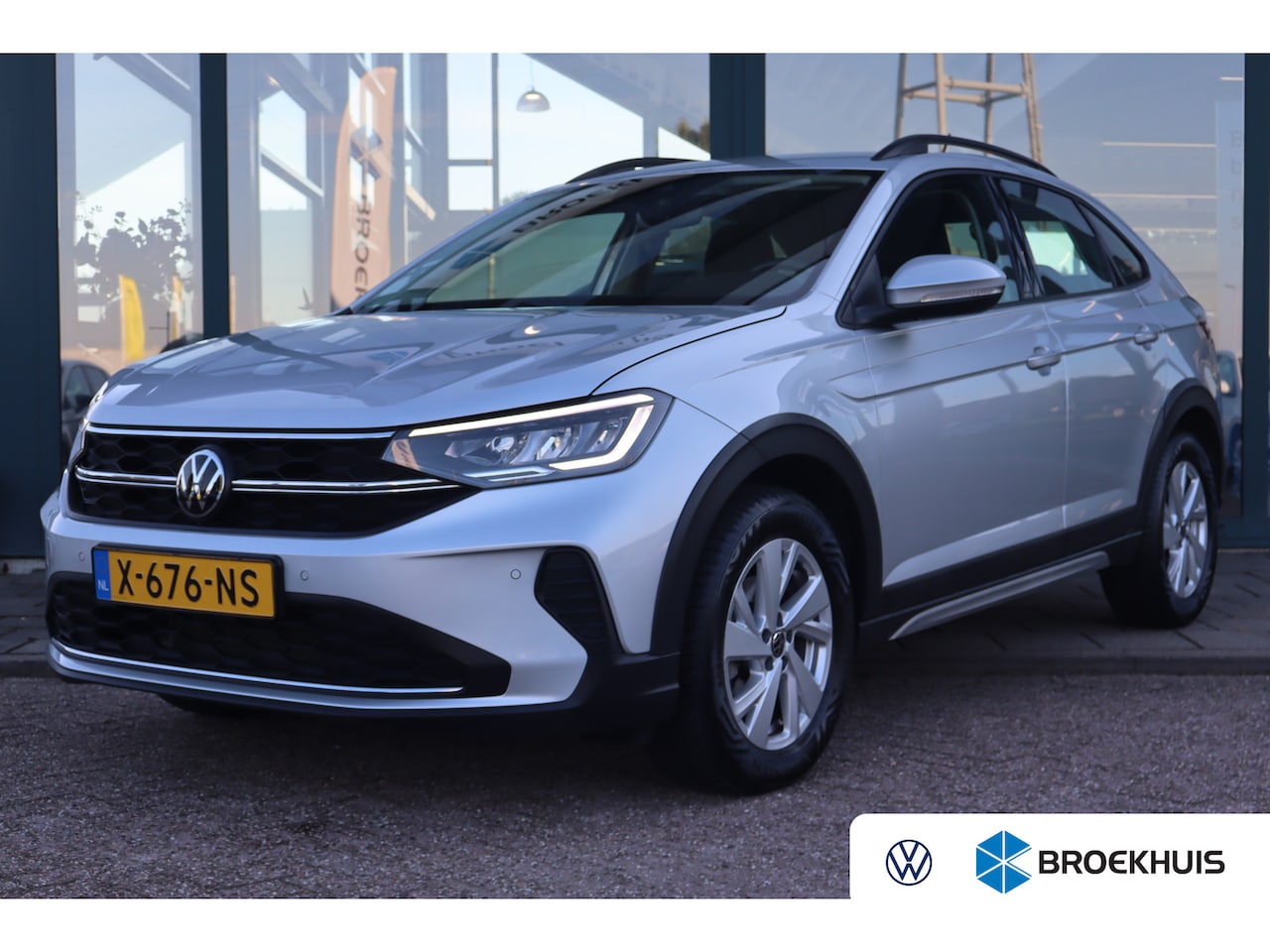 Volkswagen Taigo - 110PK 1.0 TSI Life | Airco | Apple Carplay/Android Auto|telefoonintegratie premium | Parke - AutoWereld.nl