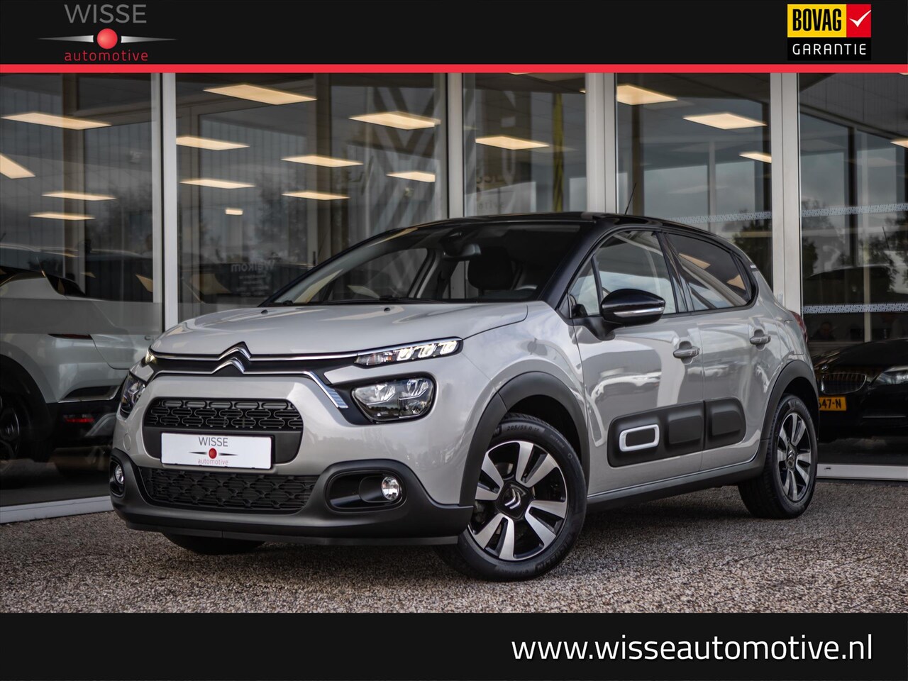 Citroën C3 - 1.2 PureTech 83pk Shine | Stoelverwarming | Park. Sensoren | Carplay | 17'' lichtmetalen v - AutoWereld.nl