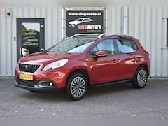 Peugeot 2008 - 1.2 82PK Blue Lion Automaat. Panorama dak, Navigatie, Cruise, Airco