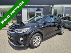 Kia Stonic - 1.2 MPi ComfortPlusLine Navigator Navigatie | Camera | Sensoren Info Daan 0492-588964
