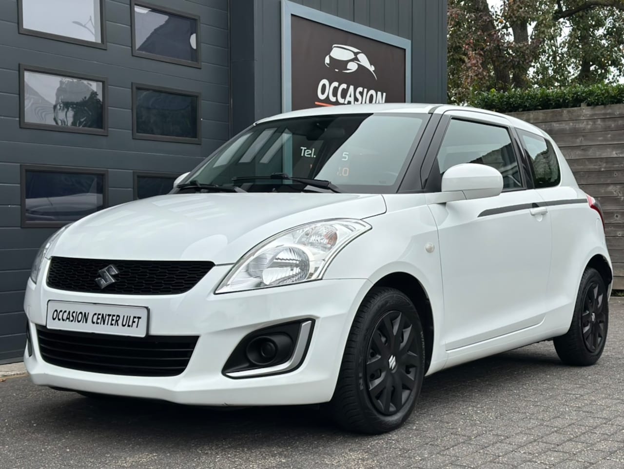 Suzuki Swift - WHITE EDITION / AIRCO / EL PAKKET / NIEUSTAAT ... - AutoWereld.nl
