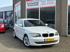 BMW 1-serie - 116i Business Line 6 Bak - Clima - Navi - MOTOR TIKT
