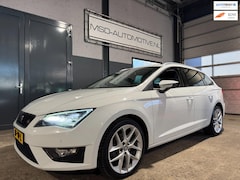 SEAT Leon ST - 1.4 TSI FR Business Panoramadak Trekhaak