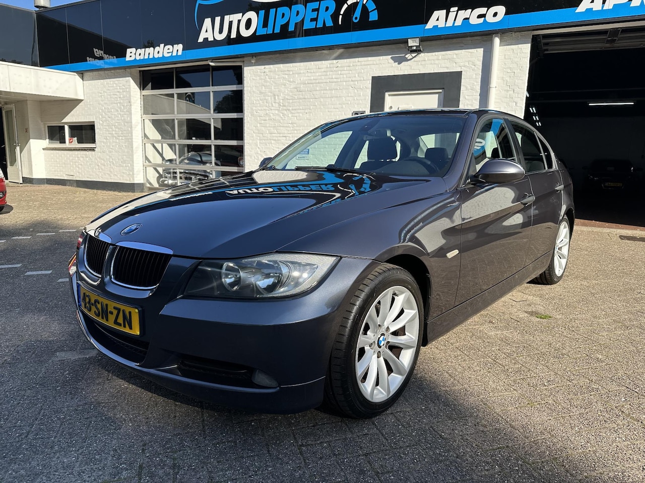 BMW 3-serie - 320i High Executive /Airco/LM velgen - AutoWereld.nl