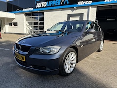 BMW 3-serie - 320i High Executive /Airco/LM velgen