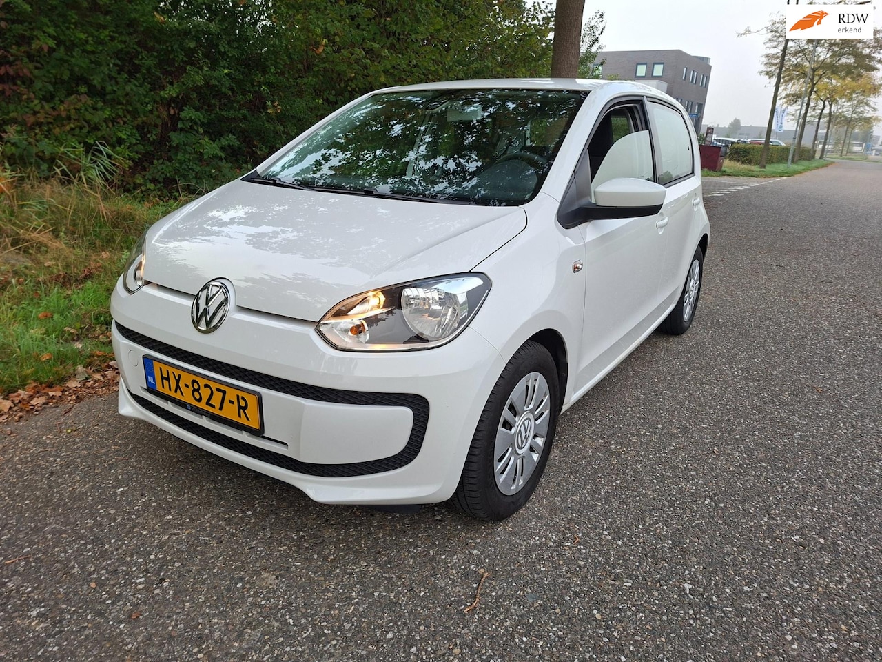 Volkswagen Up! - 1.0 move up! BlueMotion navi cruise control - AutoWereld.nl