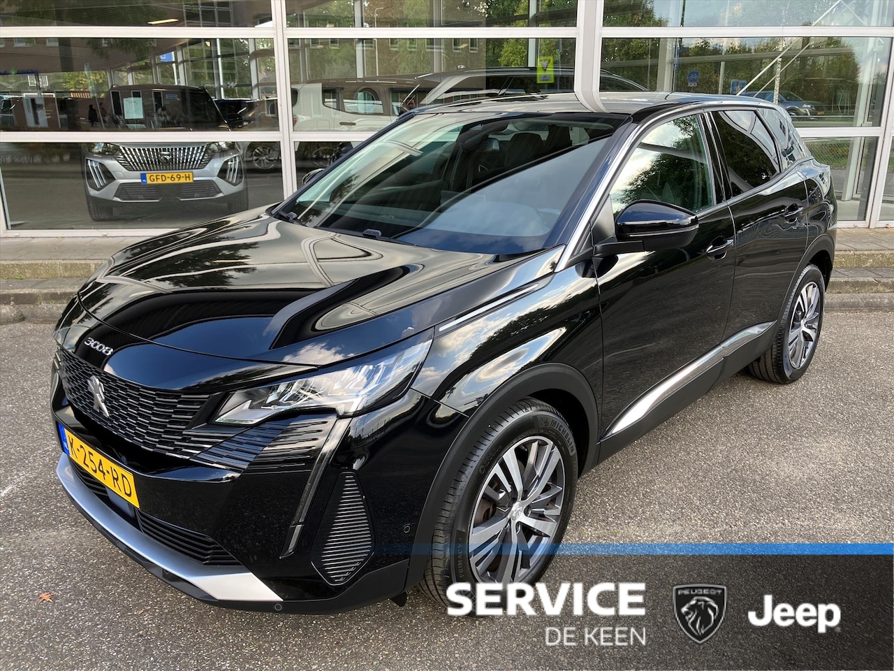 Peugeot 3008 - 1.2 PureTech 130pk S&S Allure - AutoWereld.nl